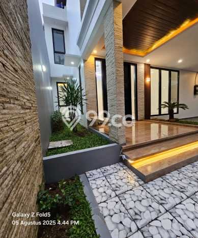 Hunian Mewah LB 360m2 Siap Huni Desain Elegan di Radio Dalam, Jakarta Selatan Hunian Mewah LB 360m2 Siap Huni Desain Elegan di Radio Dalam, Jakarta Selatan