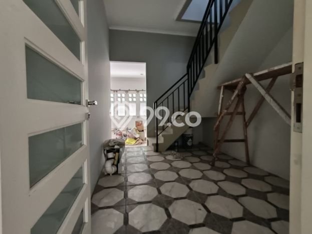 Rumah Luxury Modern Tanpa Renovasi di BSD Delatinos Tangerang Rumah Luxury Modern Tanpa Renovasi di BSD Delatinos Tangerang