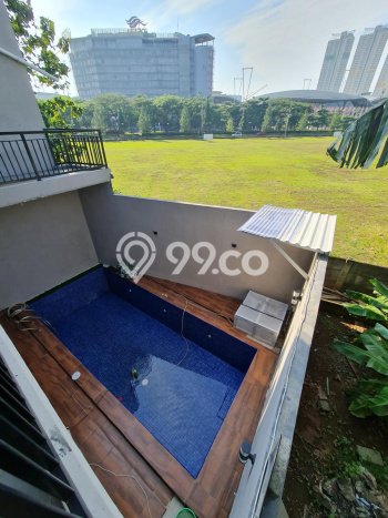 Ready to Use! Luxury House LT 250m2 Desain Elegan di BSD Ready to Use! Luxury House LT 250m2 Desain Elegan di BSD
