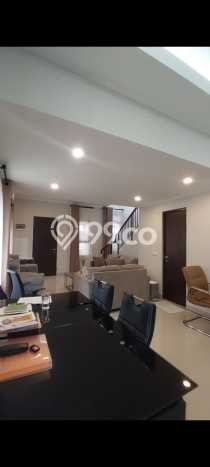 Rumah Mewah LB 150m2 Siap Huni Desain Elegan di BSD Castilla, Tangerang Rumah Mewah LB 150m2 Siap Huni Desain Elegan di BSD Castilla, Tangerang
