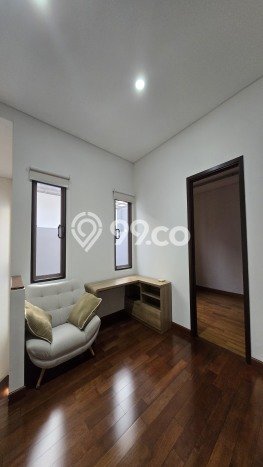 Rumah Elit Modern Siap Huni di BSD City Tangerang Rumah Elit Modern Siap Huni di BSD City Tangerang