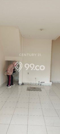 Ruko di , Luas 135m2m², Lokasi Komersial, Disewakan Ruko di , Luas 135m2m², Lokasi Komersial, Disewakan