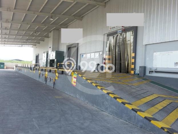 Gudang di Cikarang, Luas 4267m², Posisi Mainroad Gudang di Cikarang, Luas 4267m², Posisi Mainroad