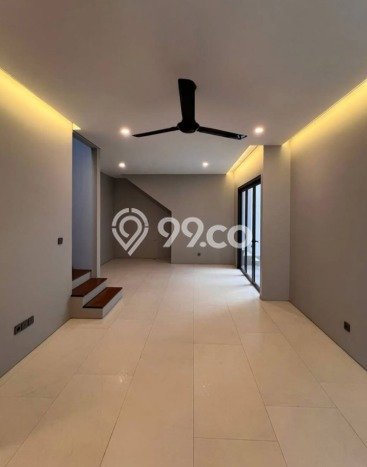 For Sale! Luxury House LT 120m2 Desain Modern di Pondok Indah For Sale! Luxury House LT 120m2 Desain Modern di Pondok Indah