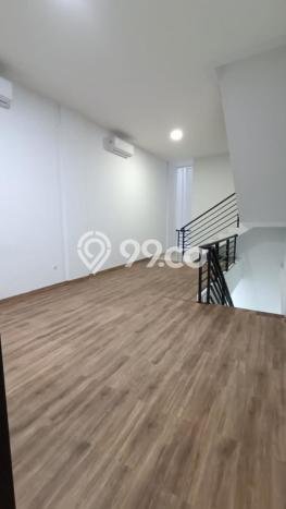 Ruko Dijual di Jakarta Utara LT 312m2 & LB 700m2 Lokasi Terbaik! Ruko Dijual di Jakarta Utara LT 312m2 & LB 700m2 Lokasi Terbaik!