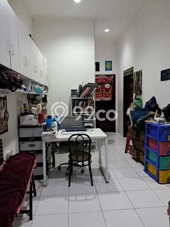 Rumah Modern 4 KT LT 80m2 di Jelambar Rumah Modern 4 KT LT 80m2 di Jelambar