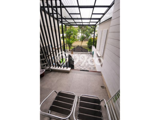 For Sale! Luxury House LT 190m2 Desain Modern di Sentul City For Sale! Luxury House LT 190m2 Desain Modern di Sentul City