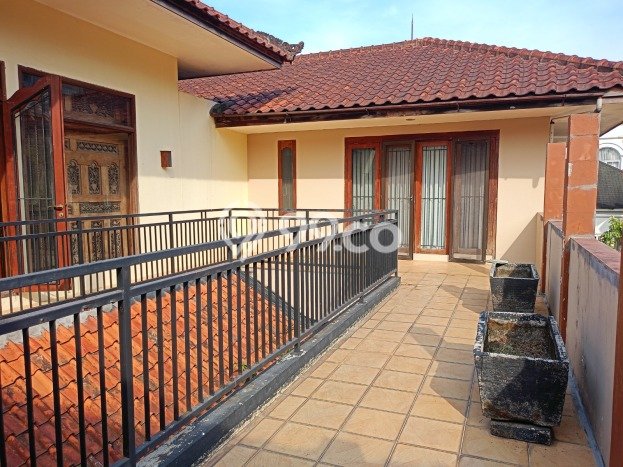 For Sale! Premium House LT 1536m2 Desain Modern di Sentul City For Sale! Premium House LT 1536m2 Desain Modern di Sentul City