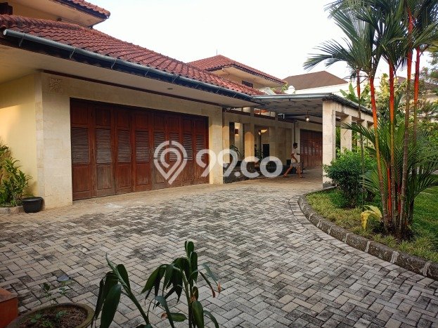 For Sale! Premium House LT 1536m2 Desain Modern di Sentul City For Sale! Premium House LT 1536m2 Desain Modern di Sentul City