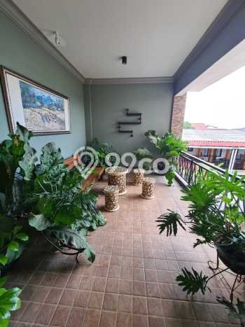 Ready to Use! Premium House LT 296m2 Desain Elegan di Sentul City Ready to Use! Premium House LT 296m2 Desain Elegan di Sentul City