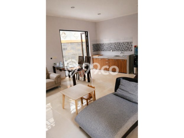 For Sale! Luxury House LT 190m2 Desain Modern di Sentul City For Sale! Luxury House LT 190m2 Desain Modern di Sentul City
