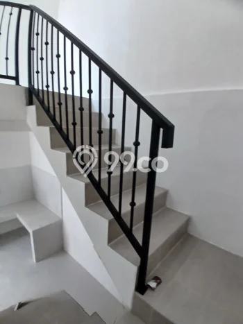 Dijual Hunian Rumah Terawat 3 KT di Sentul City, Bogor Dijual Hunian Rumah Terawat 3 KT di Sentul City, Bogor