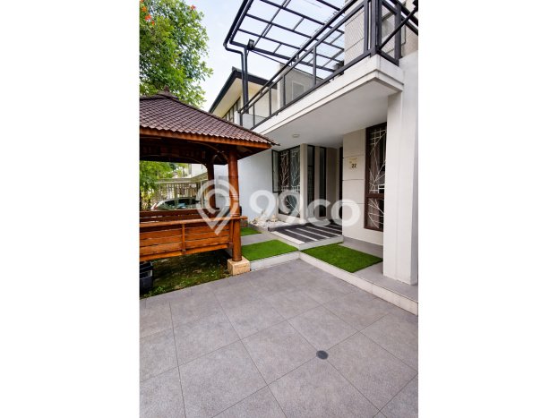 For Sale! Luxury House LT 190m2 Desain Modern di Sentul City For Sale! Luxury House LT 190m2 Desain Modern di Sentul City