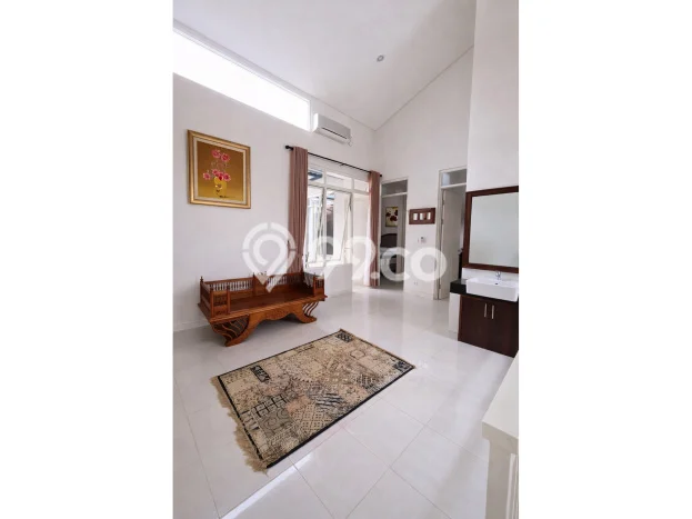 Disewakan! Rumah 4 Kamar Tidur &
3 Kamar Mandi di Sentul City, Bogor Disewakan! Rumah 4 Kamar Tidur &
3 Kamar Mandi di Sentul City, Bogor