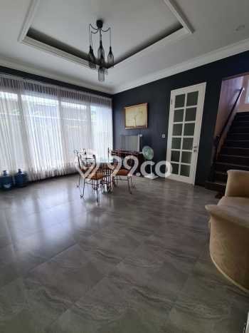 Ready to Use! Premium House LT 296m2 Desain Elegan di Sentul City Ready to Use! Premium House LT 296m2 Desain Elegan di Sentul City