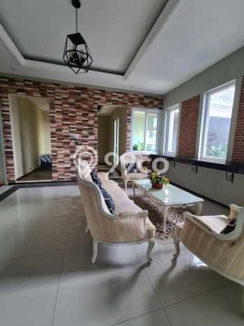 Ready to Use! Premium House LT 296m2 Desain Elegan di Sentul City Ready to Use! Premium House LT 296m2 Desain Elegan di Sentul City