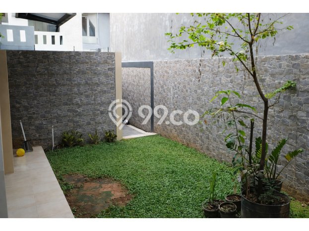 For Sale! Luxury House LT 277m2 Desain Elegan di Sentul City For Sale! Luxury House LT 277m2 Desain Elegan di Sentul City