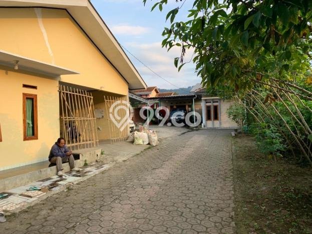Hunian Eksklusif Siap Huni LT 2774m2 di Lembang, Bandung Barat Hunian Eksklusif Siap Huni LT 2774m2 di Lembang, Bandung Barat