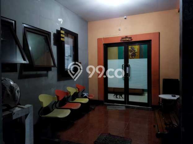 Unit Kost Dijual di Taman Anggrek dengan 33 Kamar Area Ramai Unit Kost Dijual di Taman Anggrek dengan 33 Kamar Area Ramai