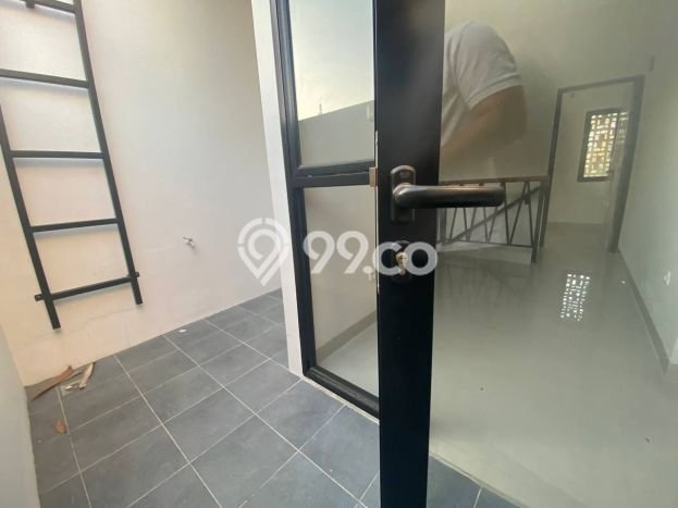 Rumah Strategis Modern Lb 60m2 di Mustikajaya, Bekasi Rumah Strategis Modern Lb 60m2 di Mustikajaya, Bekasi