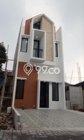 Dijual Hunian Rumah Terawat 3 Kamar di Cilangkap, Jakarta Timur Dijual Hunian Rumah Terawat 3 Kamar di Cilangkap, Jakarta Timur
