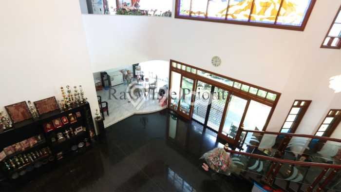 Hunian Mewah Dijual LT 1117m2 di Kelapa Gading, Jakarta Utara Hunian Mewah Dijual LT 1117m2 di Kelapa Gading, Jakarta Utara