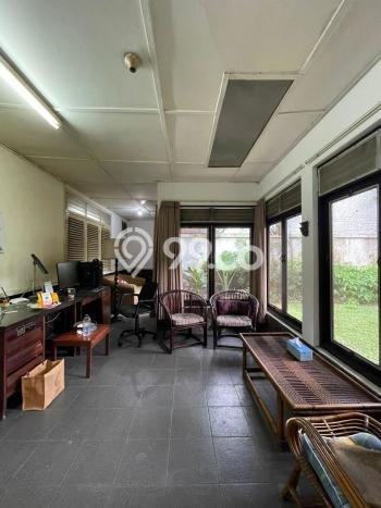 Siap Huni Rumah Mewah 4 Kamar di Kebayoran Baru Dekat ke Mana Saja Siap Huni Rumah Mewah 4 Kamar di Kebayoran Baru Dekat ke Mana Saja
