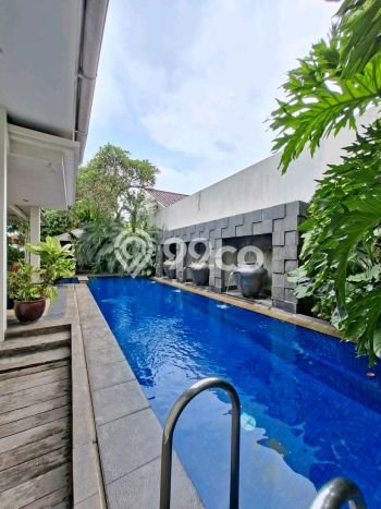 Hunian Mewah Siap Huni LT 889m2 di Cilandak, Jakarta Selatan Hunian Mewah Siap Huni LT 889m2 di Cilandak, Jakarta Selatan