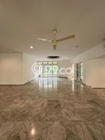 Hunian Mewah LB 850m2 Siap Pakai Desain Elegan di Kuningan, Jakarta Selatan Hunian Mewah LB 850m2 Siap Pakai Desain Elegan di Kuningan, Jakarta Selatan