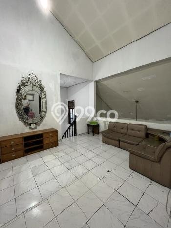 Siap Huni Hunian Elit 5 Kamar di Cilandak Dekat ke Mana Saja Siap Huni Hunian Elit 5 Kamar di Cilandak Dekat ke Mana Saja
