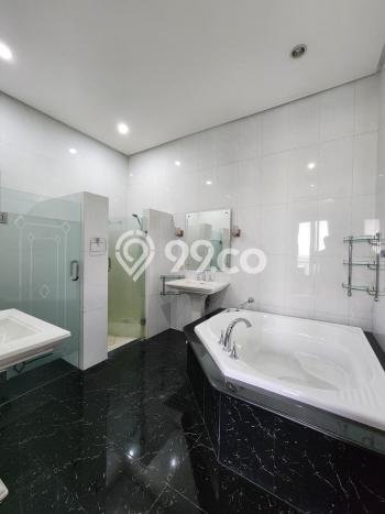 Rumah Elit Modern Siap Huni di Pondok Indah Jakarta Selatan Rumah Elit Modern Siap Huni di Pondok Indah Jakarta Selatan