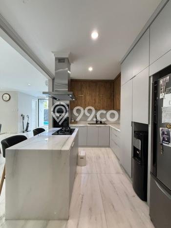 Hunian Elit LB 365m2 Siap Pakai Desain Elegan di Lebak Bulus, Jakarta Selatan Hunian Elit LB 365m2 Siap Pakai Desain Elegan di Lebak Bulus, Jakarta Selatan