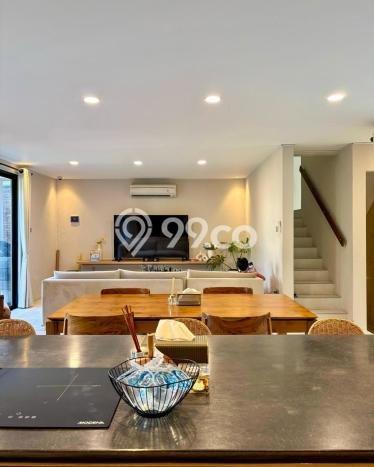 Dijual Rumah Premium dengan Fasilitas Sekitar Lengkap di Pesanggrahan, Jakarta Selatan Dijual Rumah Premium dengan Fasilitas Sekitar Lengkap di Pesanggrahan, Jakarta Selatan