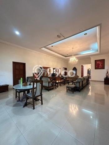 Rumah Elit Modern Tanpa Renovasi di Lebak Bulus Jakarta Selatan Rumah Elit Modern Tanpa Renovasi di Lebak Bulus Jakarta Selatan