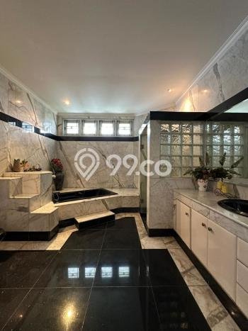 Siap Huni Hunian Elit 6 Kamar di Cinere Dekat ke Mana Saja Siap Huni Hunian Elit 6 Kamar di Cinere Dekat ke Mana Saja