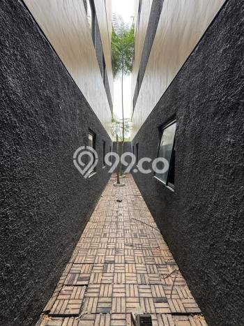 Rumah Kost Dijual di Kebayoran Lama, Jakarta Selatan, 41 KT, 42 KM, Bangunan 900m2 Rumah Kost Dijual di Kebayoran Lama, Jakarta Selatan, 41 KT, 42 KM, Bangunan 900m2