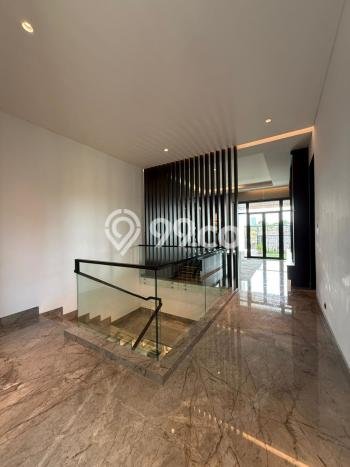 Dijual Rumah Mewah Elegan Dengan View Eksklusif di Cipete, Jakarta Selatan Dijual Rumah Mewah Elegan Dengan View Eksklusif di Cipete, Jakarta Selatan