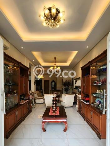 For Sale! Luxury House LT 240m2 Desain Modern di Gandaria For Sale! Luxury House LT 240m2 Desain Modern di Gandaria