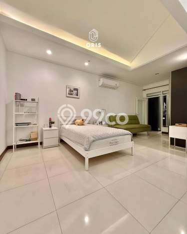 Rumah Elit Modern Siap Huni di Pondok Indah Jakarta Selatan Rumah Elit Modern Siap Huni di Pondok Indah Jakarta Selatan