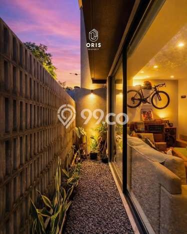 Ready to Use! Luxury House LT 70m2 Desain Elegan di Tanjung Duren Ready to Use! Luxury House LT 70m2 Desain Elegan di Tanjung Duren