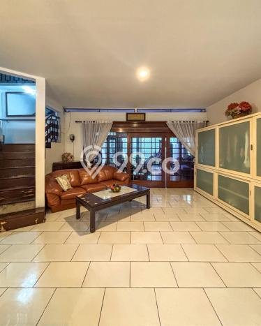 Jual Rumah Mewah Elegan Dengan View Cantik di Lebak Bulus, Jakarta Selatan Jual Rumah Mewah Elegan Dengan View Cantik di Lebak Bulus, Jakarta Selatan