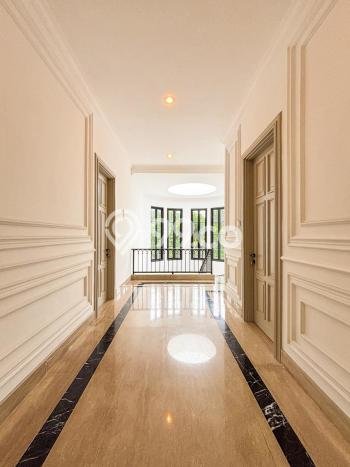 Rumah Mewah LB 790m2 Siap Huni Desain Elegan di Bintaro, Jakarta Selatan Rumah Mewah LB 790m2 Siap Huni Desain Elegan di Bintaro, Jakarta Selatan