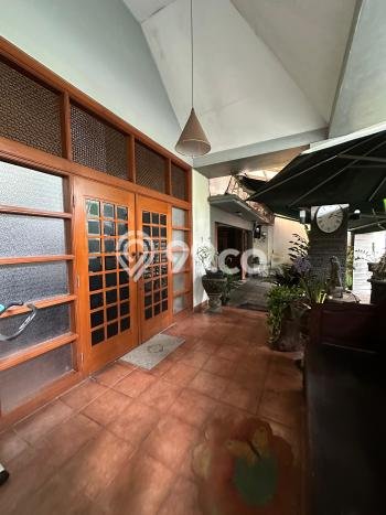 Rumah Eksklusif Dijual LT 230m2 di Kebayoran Baru, Jakarta Selatan Rumah Eksklusif Dijual LT 230m2 di Kebayoran Baru, Jakarta Selatan