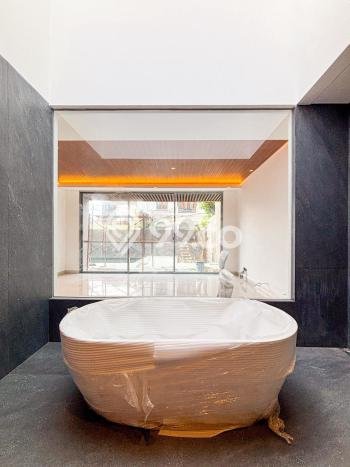 Rumah Luxury Modern Tanpa Renovasi di Pondok Indah Jakarta Selatan Rumah Luxury Modern Tanpa Renovasi di Pondok Indah Jakarta Selatan