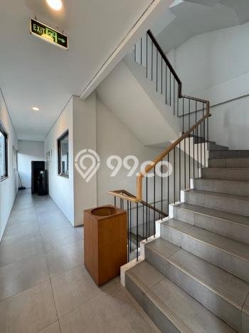 Rumah Kost Dijual di Kebayoran Lama, Jakarta Selatan, 41 KT, 42 KM, Bangunan 900m2 Rumah Kost Dijual di Kebayoran Lama, Jakarta Selatan, 41 KT, 42 KM, Bangunan 900m2