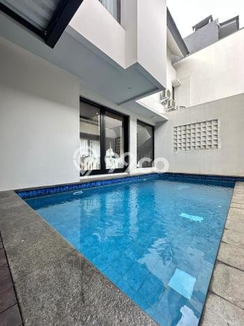 Rumah Elit Modern Tanpa Renovasi di Pondok Pinang Jakarta Selatan Rumah Elit Modern Tanpa Renovasi di Pondok Pinang Jakarta Selatan