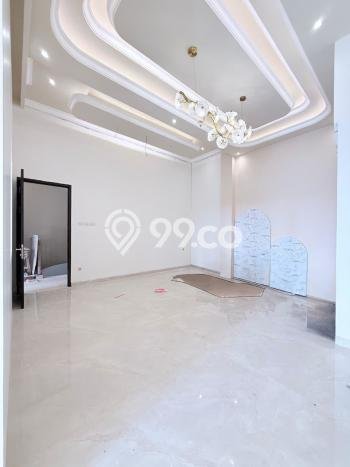 Ready to Use! Luxury House LT 360m2 Desain Modern di Pejaten Ready to Use! Luxury House LT 360m2 Desain Modern di Pejaten
