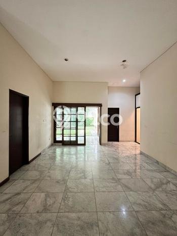 Dijual Rumah Premium dengan Fasilitas Sekitar Komplit di Menteng, Jakarta Pusat Dijual Rumah Premium dengan Fasilitas Sekitar Komplit di Menteng, Jakarta Pusat