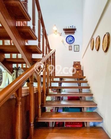 Rumah Mewah LB 400m2 Siap Pakai Desain Elegan di Ragunan, Jakarta Selatan Rumah Mewah LB 400m2 Siap Pakai Desain Elegan di Ragunan, Jakarta Selatan