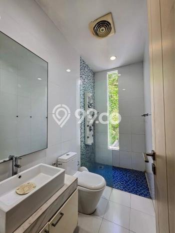 Rumah Elit Modern Tanpa Renovasi di Kemang Jakarta Selatan Rumah Elit Modern Tanpa Renovasi di Kemang Jakarta Selatan